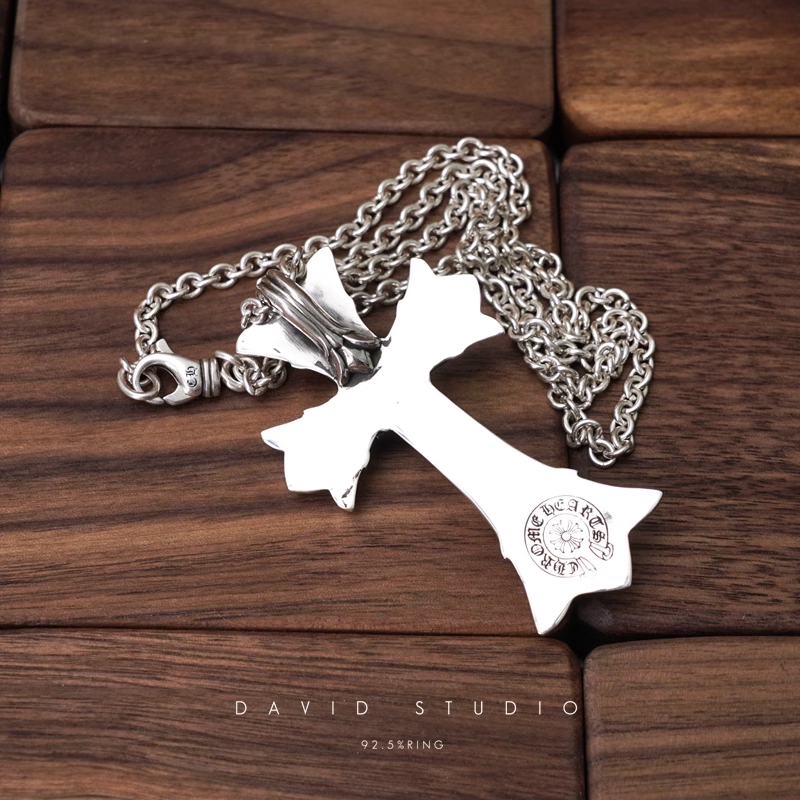 Chrome Hearts Large Double Cross Pendant – Roll Chain