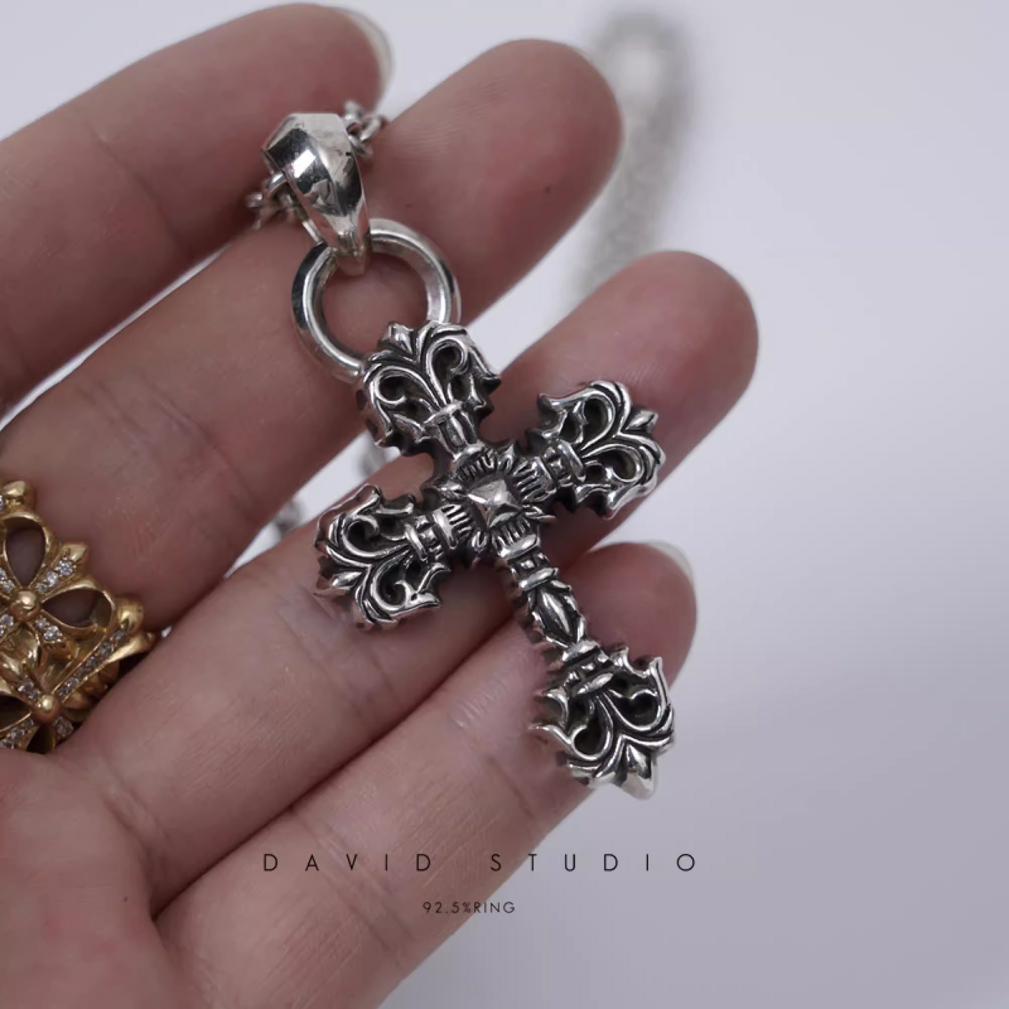 Chrome Hearts XS Filigree Cross Pendant With Bail – Roll Chain