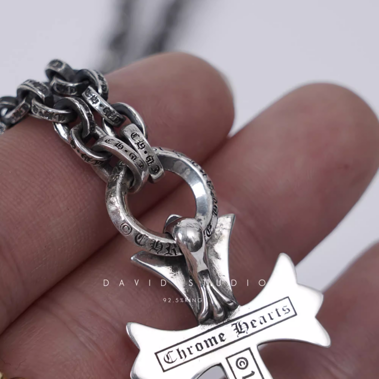 Chrome Hearts Small Cross Pendant With Bail – Paper Chain（Package）