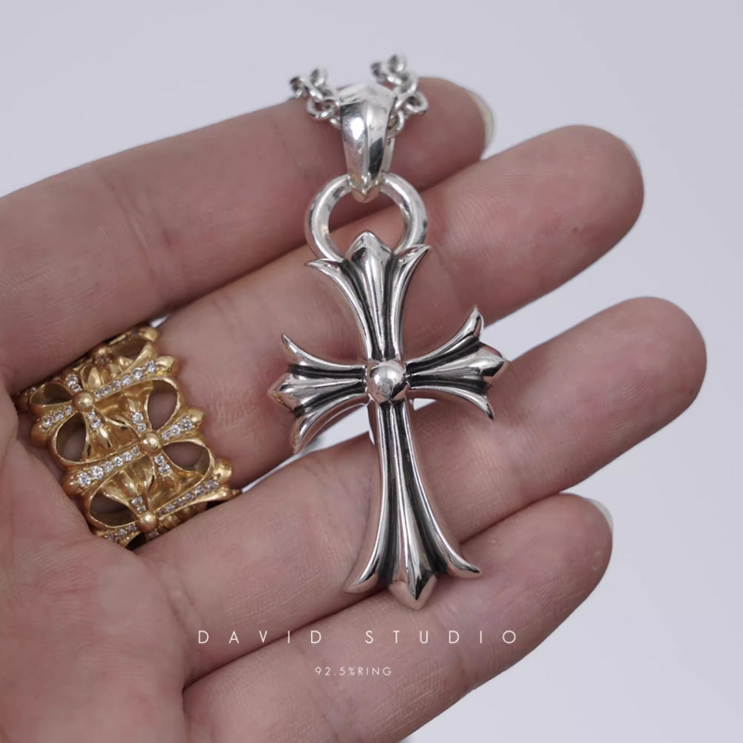 Chrome Hearts Small Cross Pendant With Bail – Roll Chain