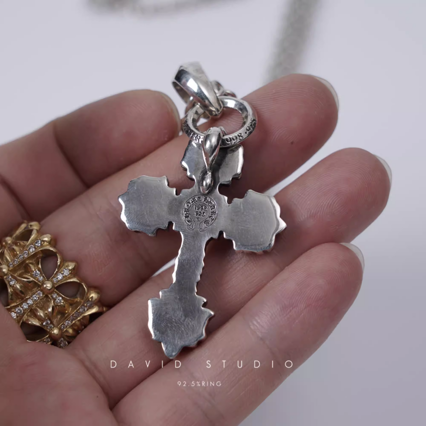 Chrome Hearts XS Filigree Cross Pendant With Bail – Roll Chain