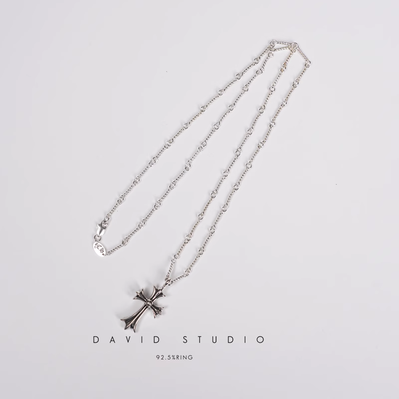 Chrome Hearts Small Cross Charm – Twist Chain