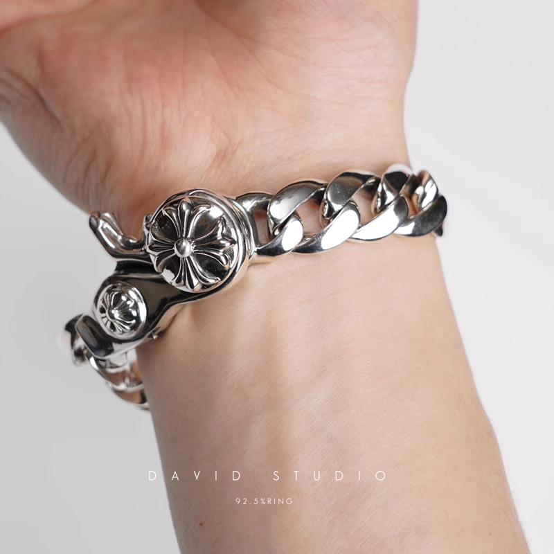 Chrome Hearts Filigree Square Cross Clip Bracelet