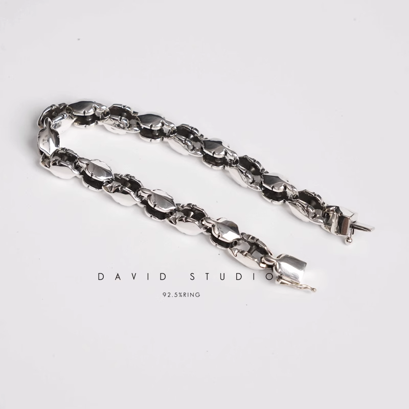 Chrome Hearts Fleur Tail Pattern Bracelet