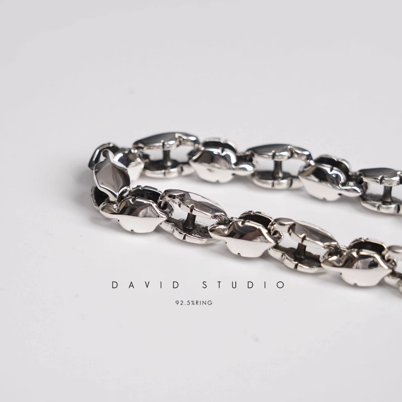 Chrome Hearts Fleur Tail Pattern Bracelet