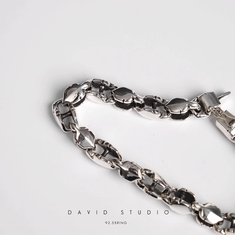 Chrome Hearts Fleur Tail Pattern Bracelet