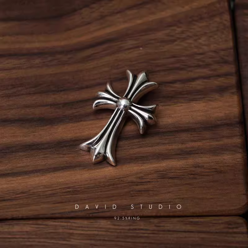 Chrome Hearts Small Cross Pendant