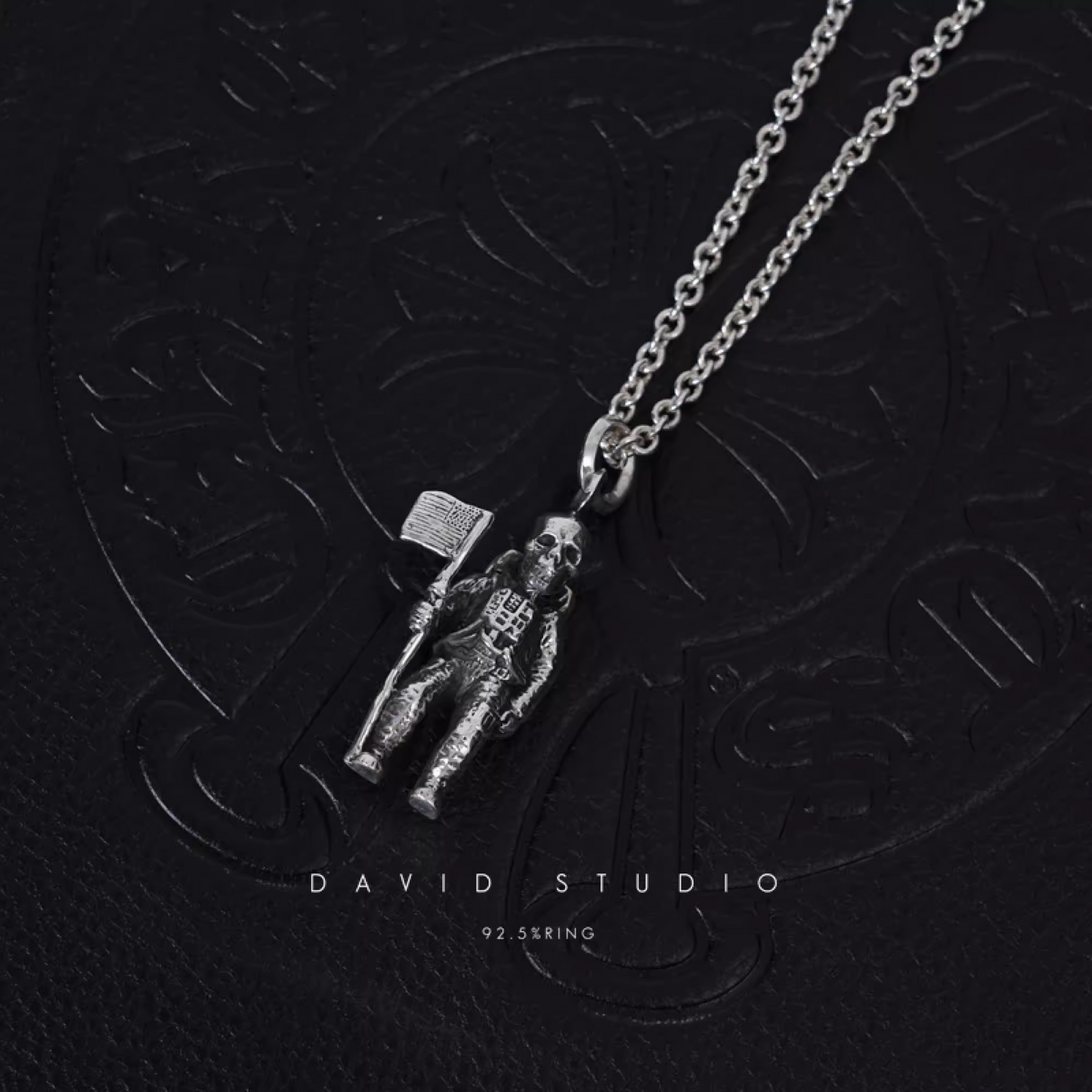 Chrome Hearts Foti Astronaut Pendant – Roll Chain