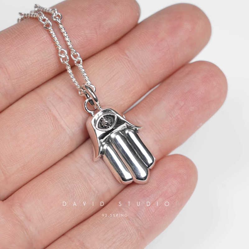 Chrome Hearts Hamsa Hand Charm – Twist Chain