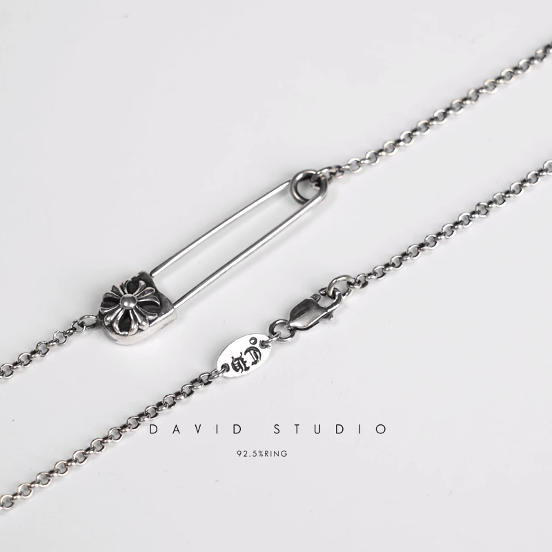 Chrome Hearts Safety Pin Pendant – Roll Chain