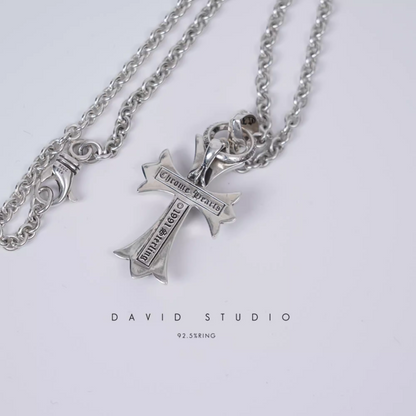 Chrome Hearts Small Cross Pendant With Bail – Roll Chain