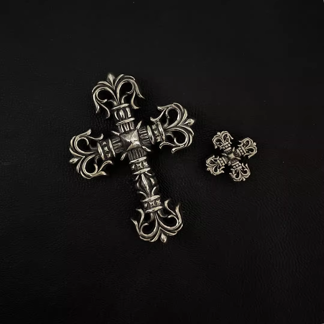 Chrome Hearts Filigree Cross Rivet Buckle