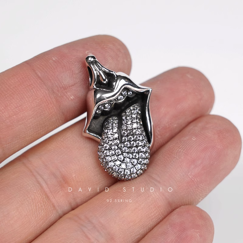 Chrome Hearts Rolling Stones Tongue & LIP Pendant With Diamond