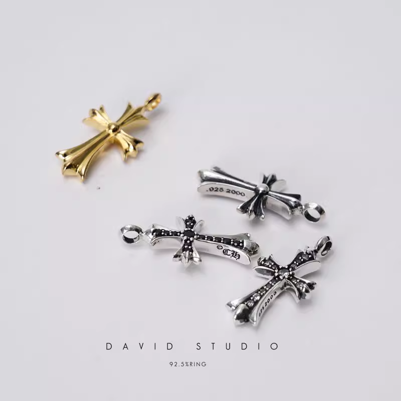 Chrome Hearts Small Cross Charm With Diamonds