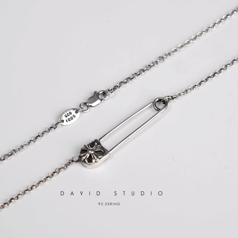 Chrome Hearts Safety Pin Pendant – Roll Chain