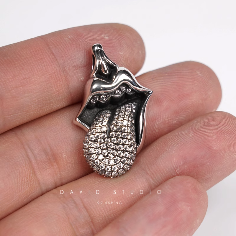 Chrome Hearts Rolling Stones Tongue & LIP Pendant With Diamond