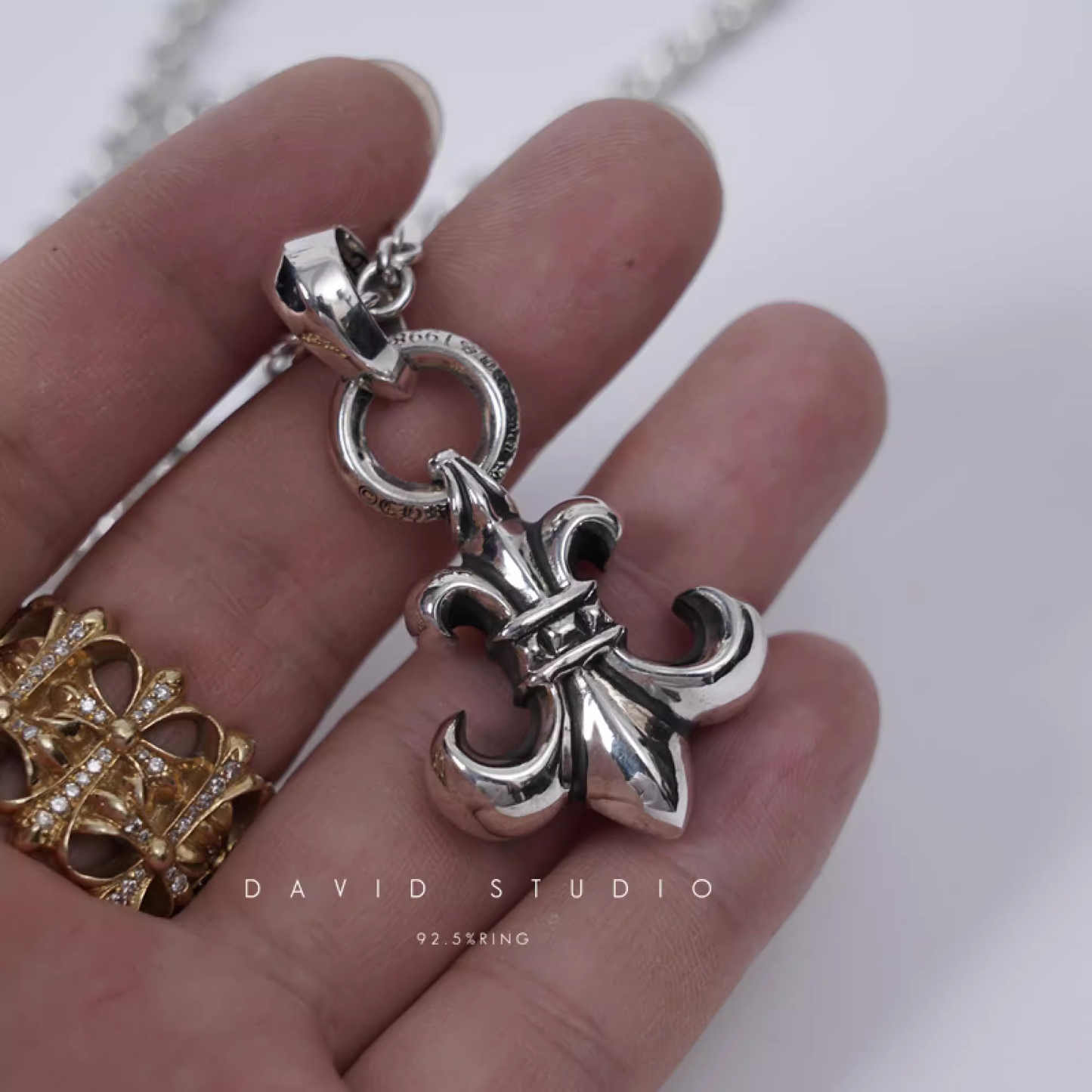 Chrome Hearts BS Fleur Pendant With Bail – Roll Chain