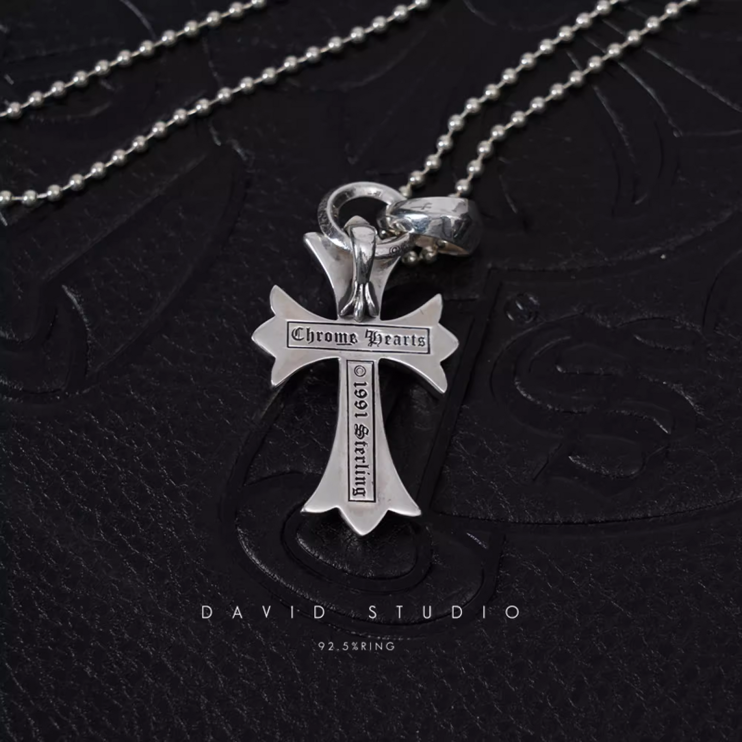 Chrome Hearts Small Cross Pendant With Bail – Ball Chain