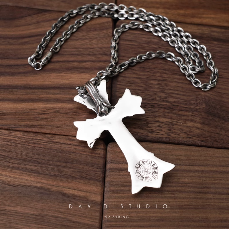 Chrome Hearts Large Double Cross Pendant – Paper Chain