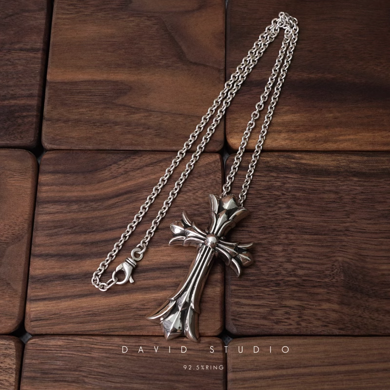 Chrome Hearts Large Double Cross Pendant – Roll Chain