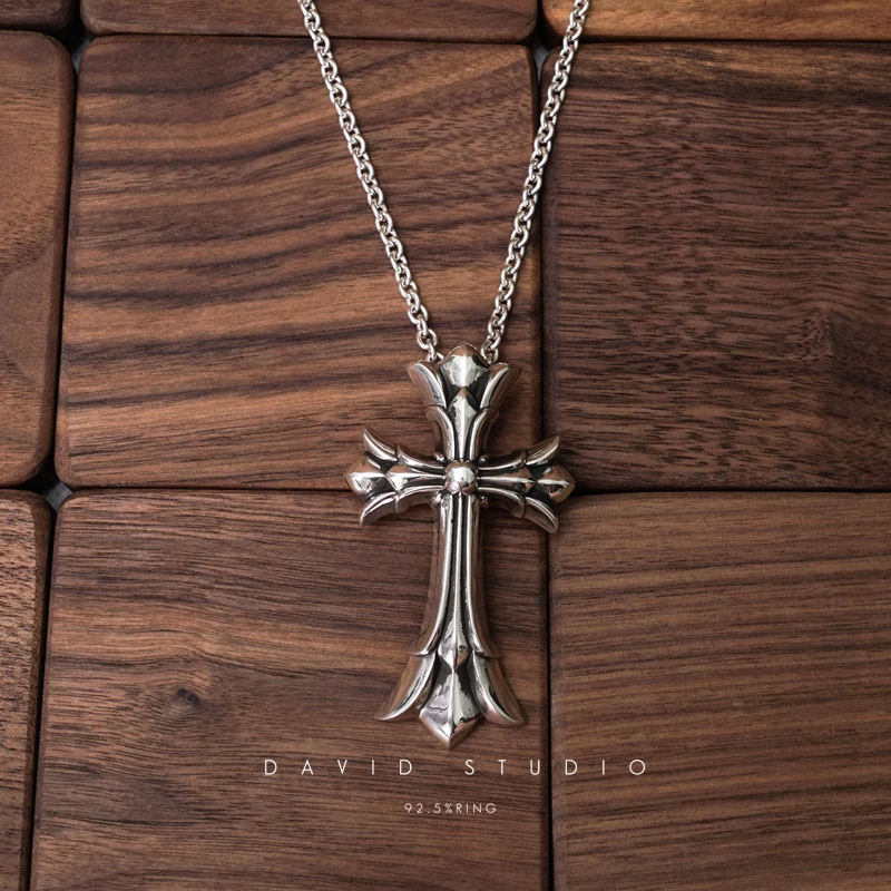 Chrome Hearts Large Double Cross Pendant – Roll Chain