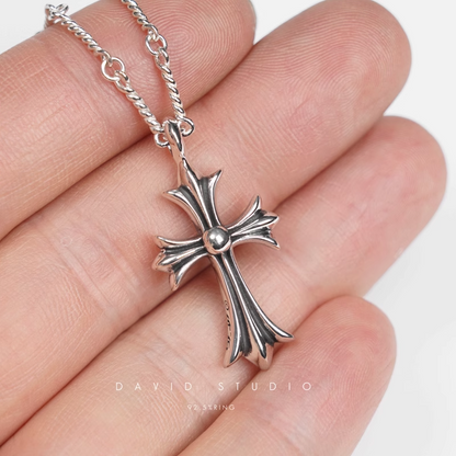 Chrome Hearts Small Cross Charm – Twist Chain