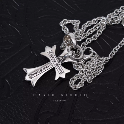 Chrome Hearts Small Cross Pendant With Bail – Roll Chain